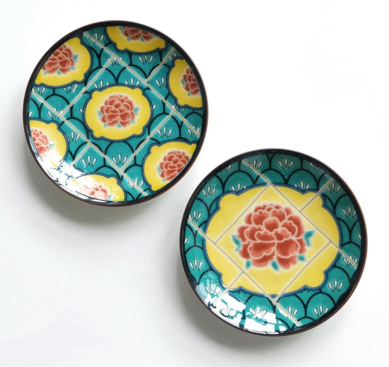 Dinnerware